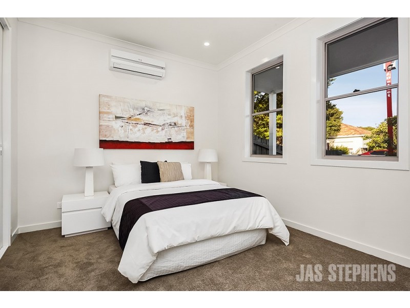 13C Thomson Street, Sunshine VIC 3020