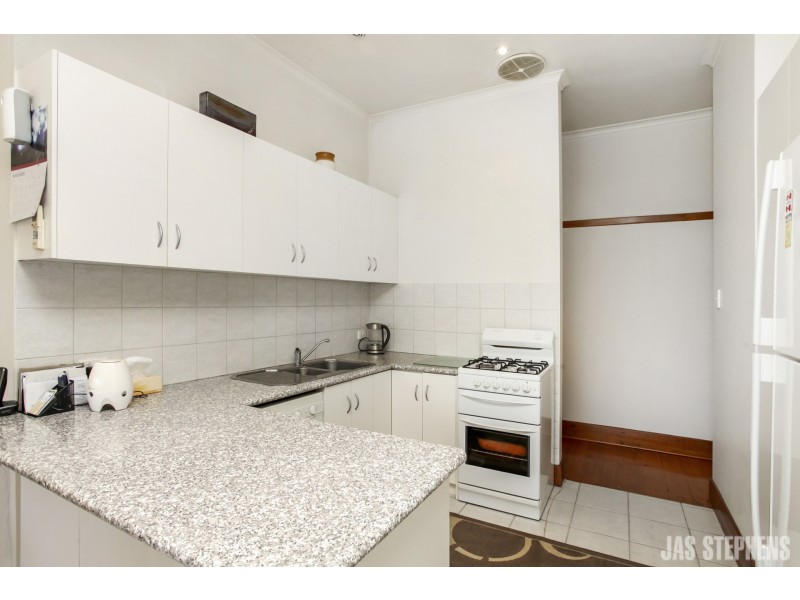 17 Stanley Street, West Footscray VIC 3012