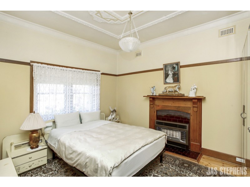 17 Stanley Street, West Footscray VIC 3012