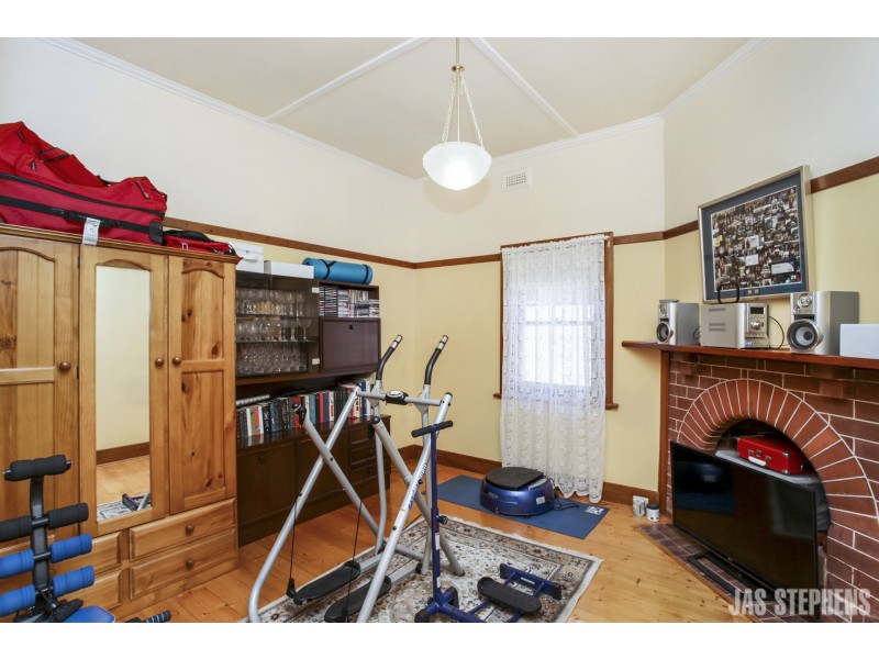 17 Stanley Street, West Footscray VIC 3012