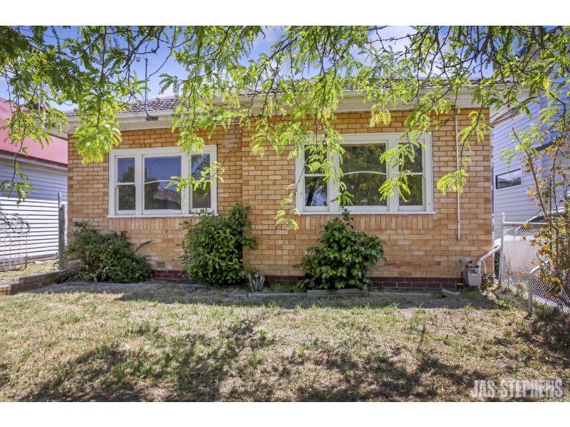 60 Edgar Street, Kingsville VIC 3012