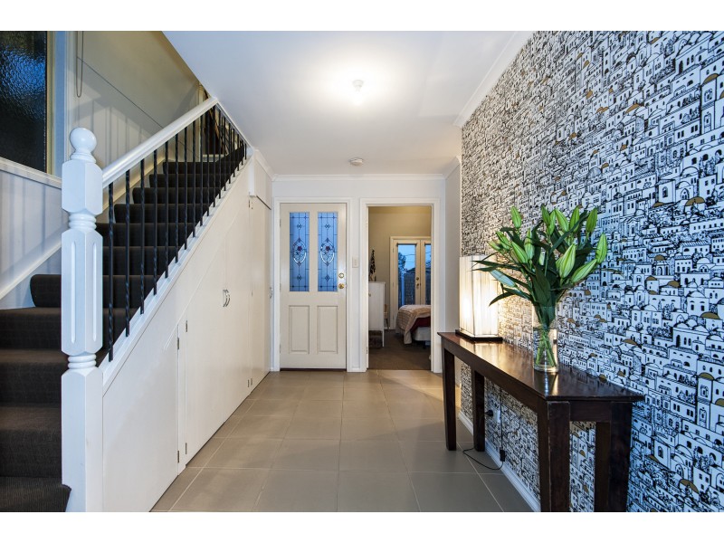 2/6 Exhibition Street, West Footscray VIC 3012