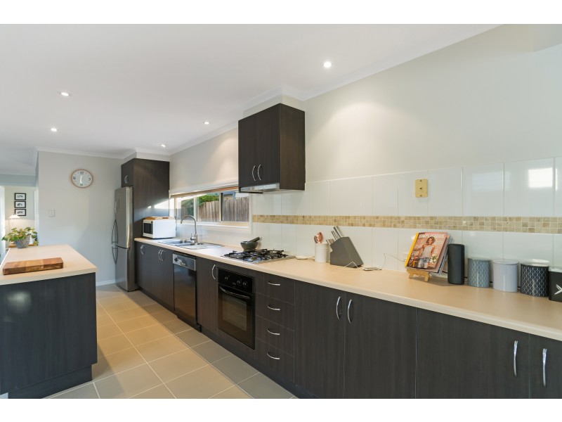 2/6 Exhibition Street, West Footscray VIC 3012