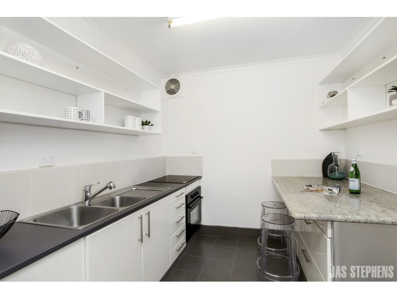 2/8 Burnewang Street, Albion VIC 3020