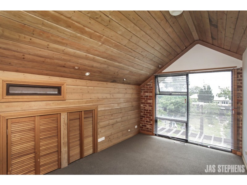 62 Edgar Street, Kingsville VIC 3012