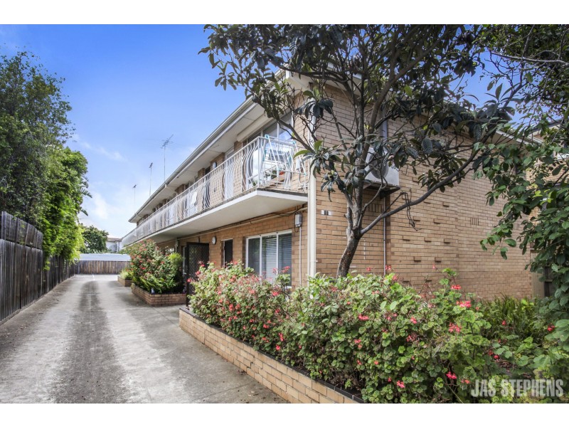8/22 Bishop Street, Kingsville VIC 3012