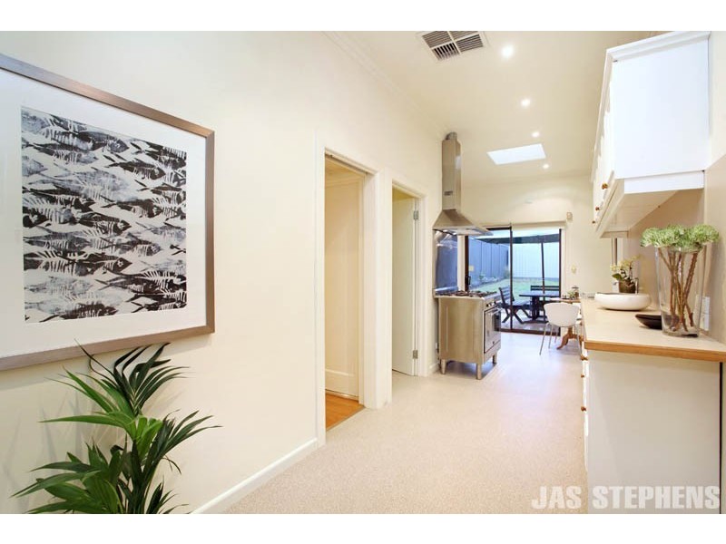 72 The Strand, Newport VIC 3015