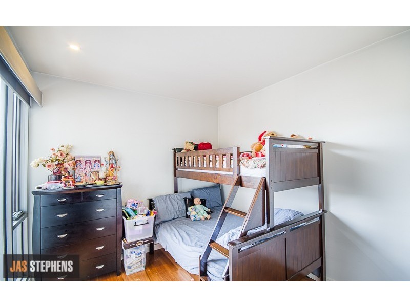102/72 Cross Street, Footscray VIC 3011