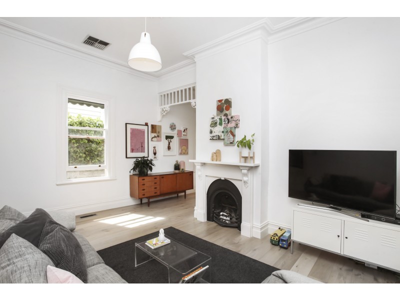 7 Tennyson Street, Seddon VIC 3011