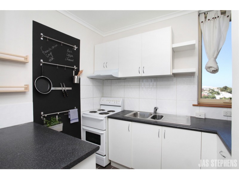 11/51 Stirling Street, Footscray VIC 3011