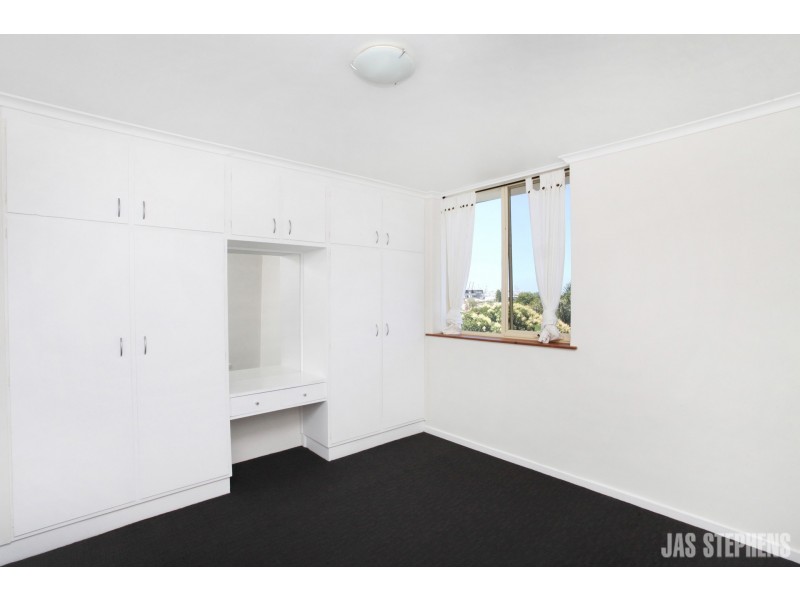 11/51 Stirling Street, Footscray VIC 3011