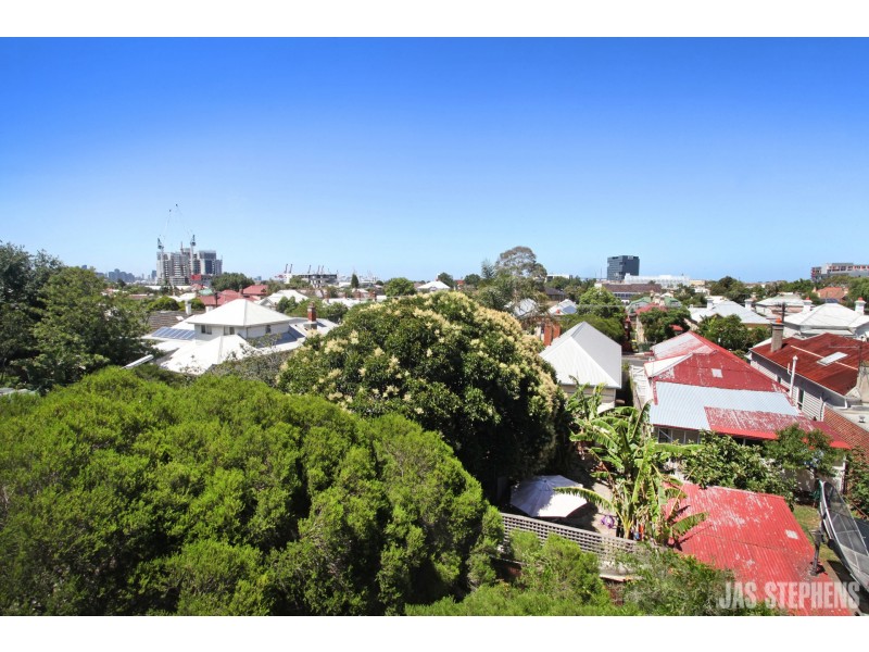 11/51 Stirling Street, Footscray VIC 3011