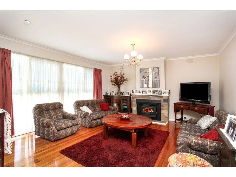 104 Seventh Avenue, Altona North VIC 3025