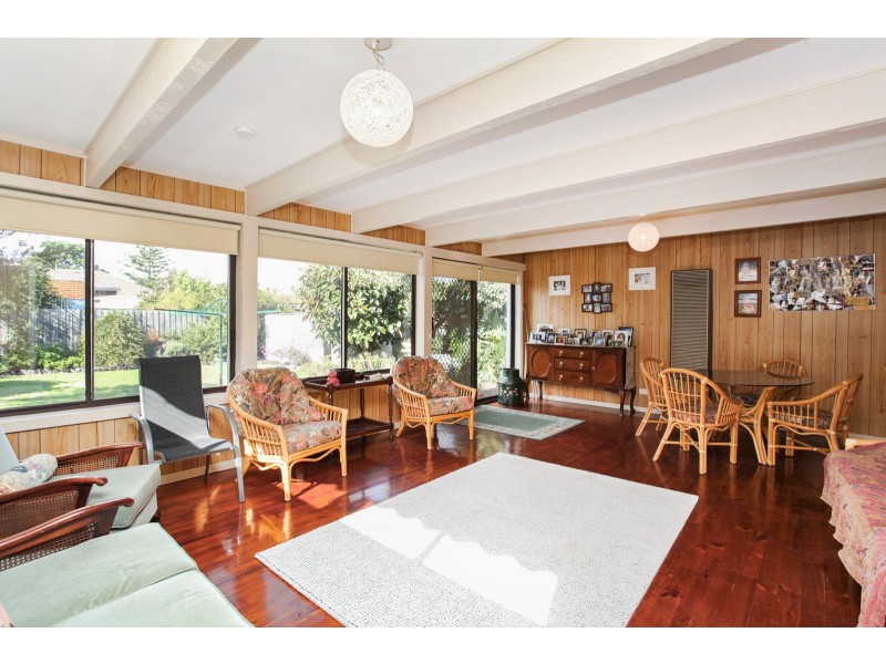 104 Seventh Avenue, Altona North VIC 3025