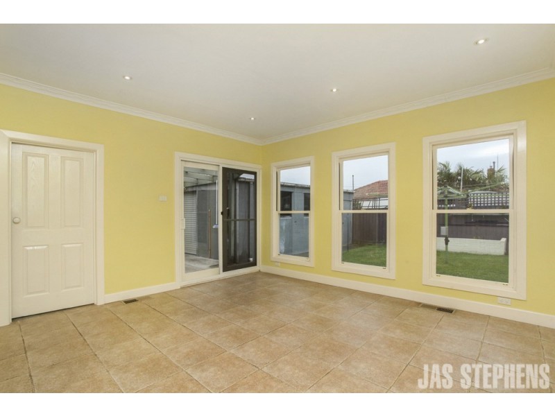 17 Castle Street, Yarraville VIC 3013