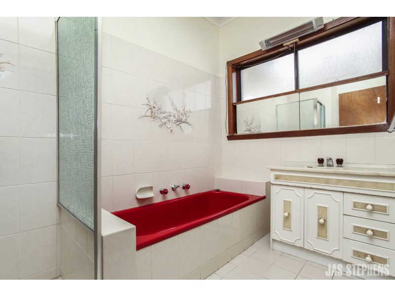 24 Elphinstone Street, West Footscray VIC 3012