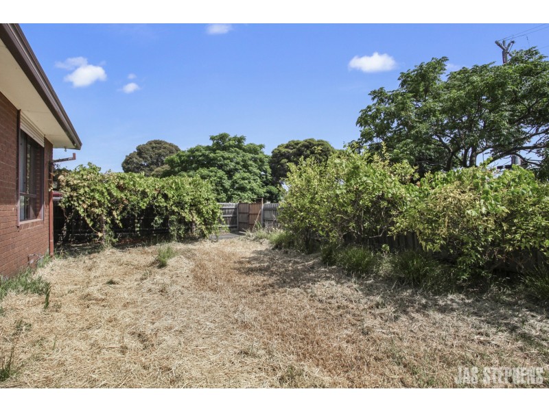 24 Elphinstone Street, West Footscray VIC 3012