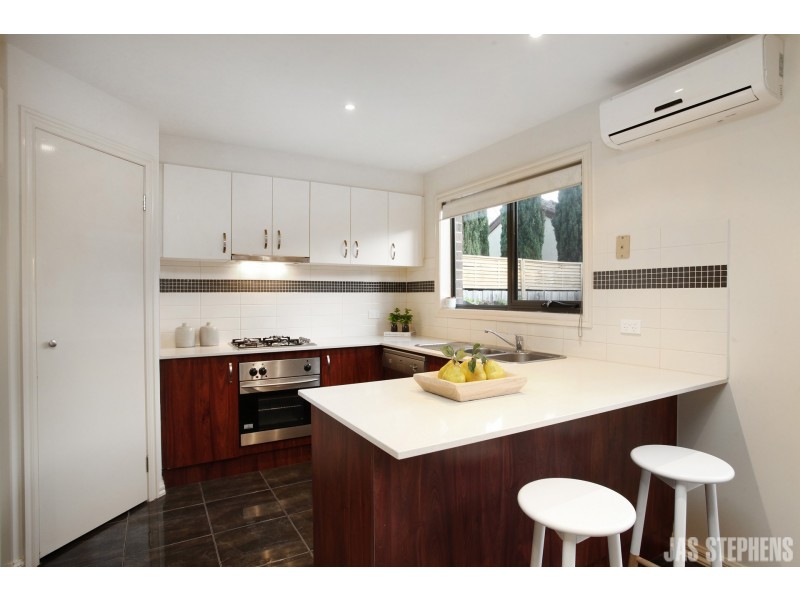 25 Howard Street, Maidstone VIC 3012