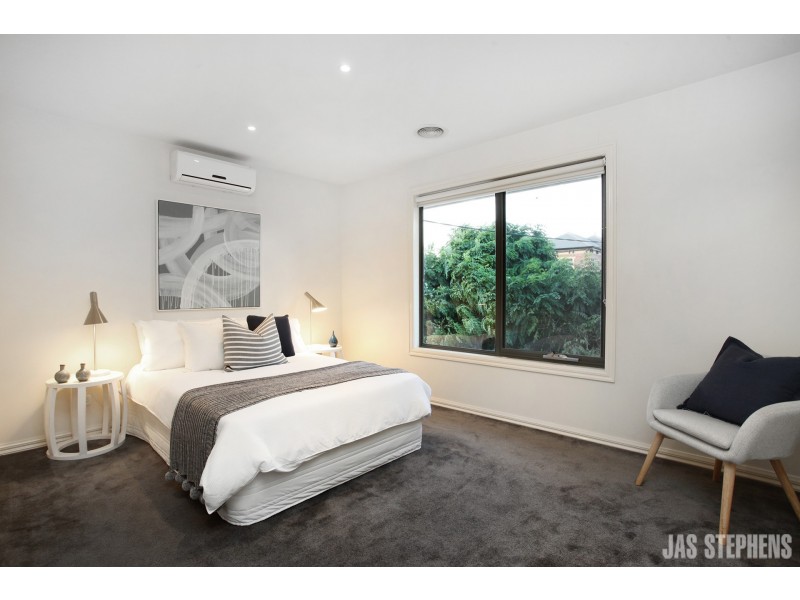 25 Howard Street, Maidstone VIC 3012