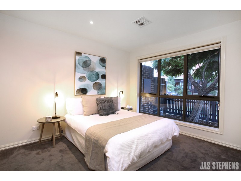 25 Howard Street, Maidstone VIC 3012