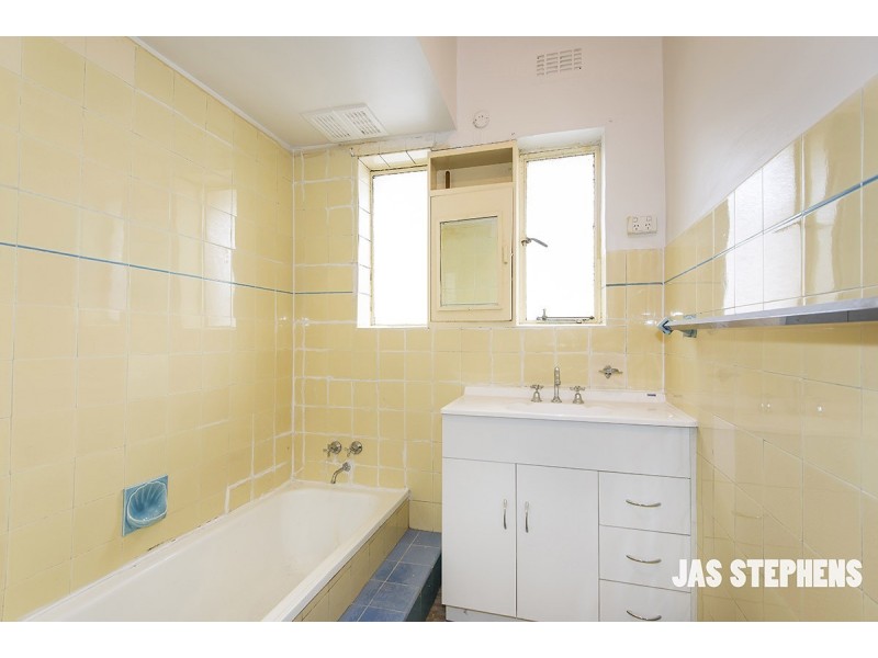 12 Stanlake Street, Footscray VIC 3011