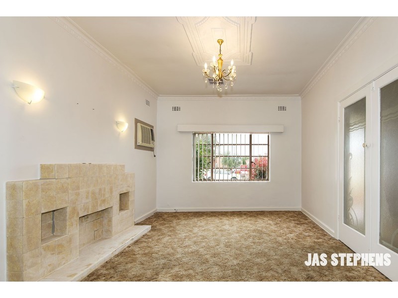 12 Stanlake Street, Footscray VIC 3011