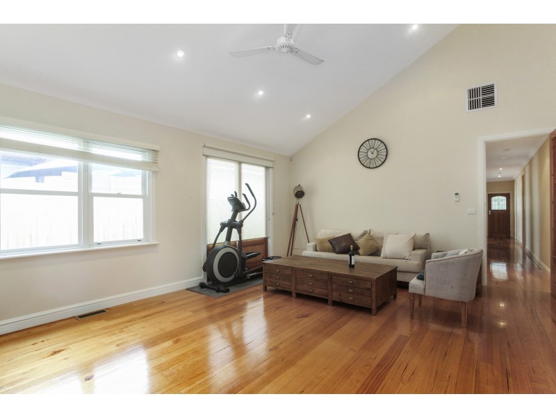 15 Charlotte Street, Yarraville VIC 3013