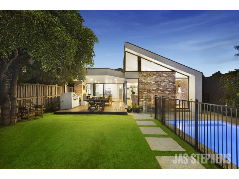 8 Corris Street, Yarraville VIC 3013