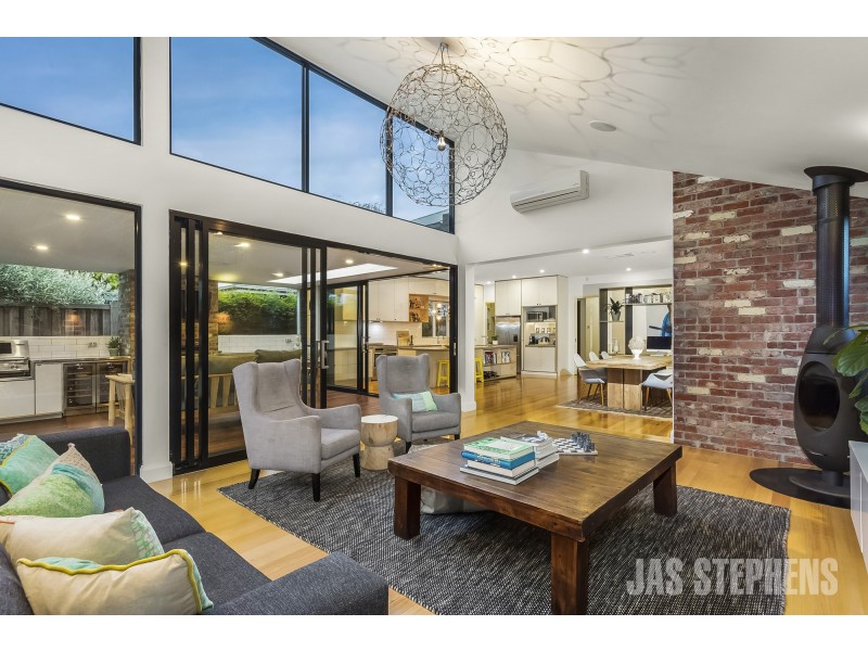 8 Corris Street, Yarraville VIC 3013