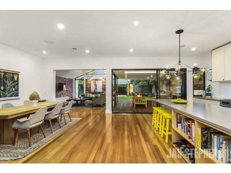 8 Corris Street, Yarraville VIC 3013