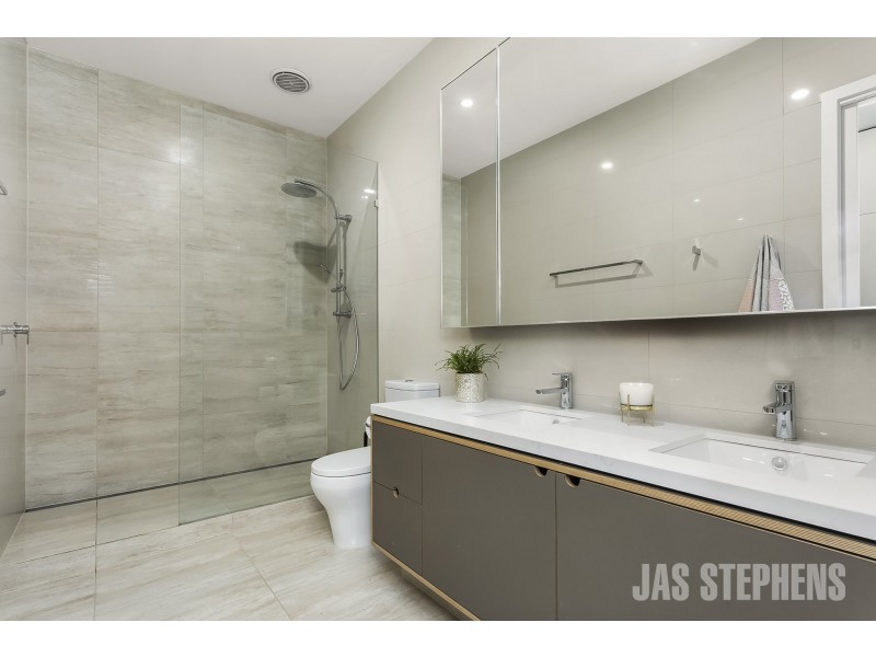 8 Corris Street, Yarraville VIC 3013