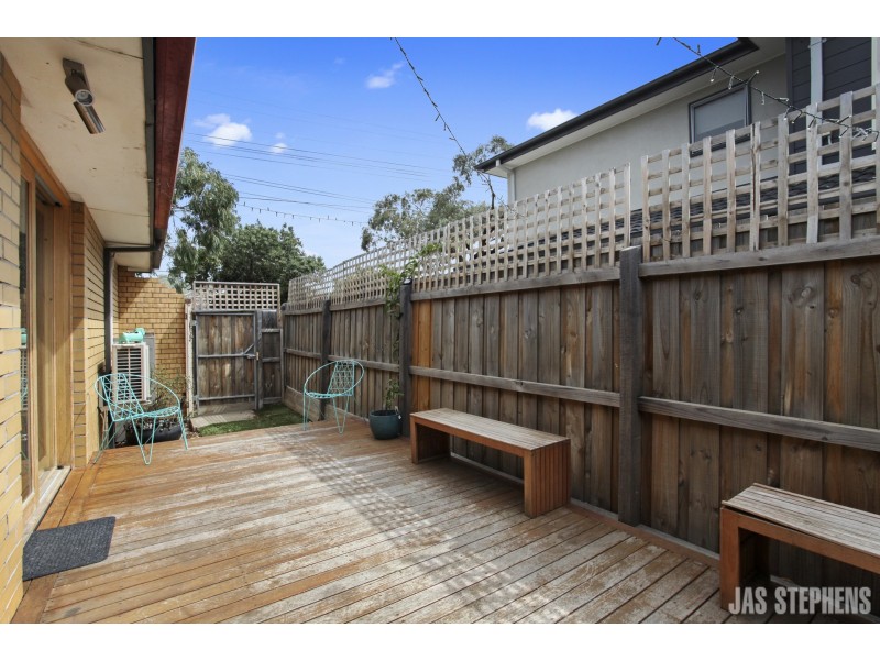 1/116 Blackshaws Road, South Kingsville VIC 3015