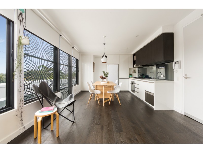 15/42 Kororoit Creek Road, Williamstown North VIC 3016