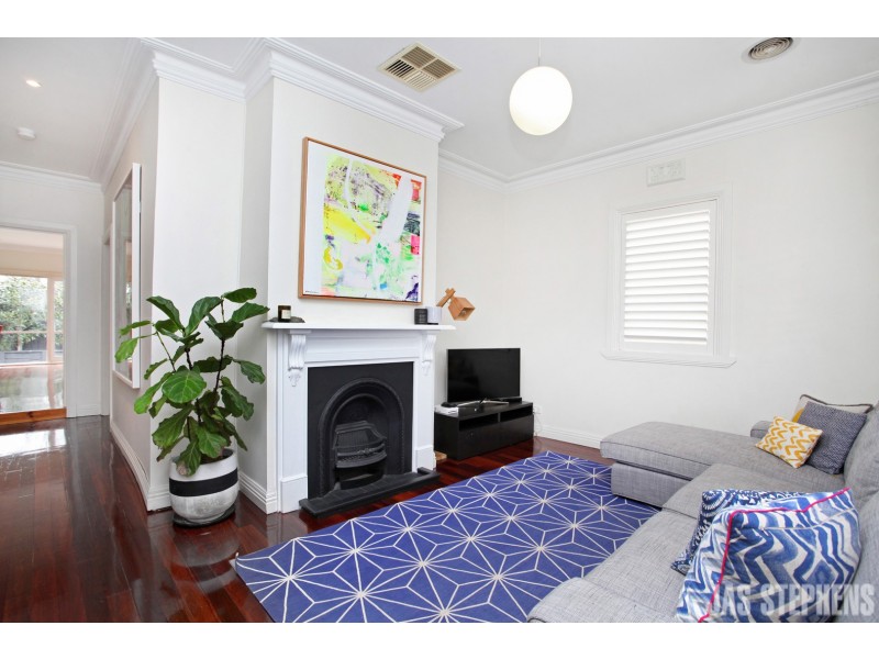 105 Wales Street, Kingsville VIC 3012