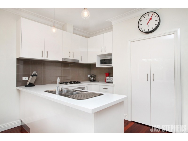 105 Wales Street, Kingsville VIC 3012