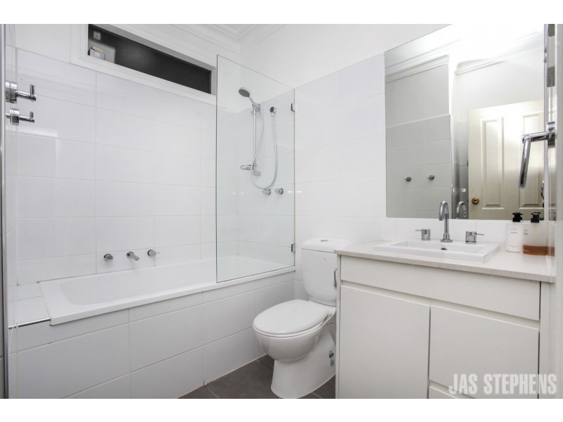 105 Wales Street, Kingsville VIC 3012