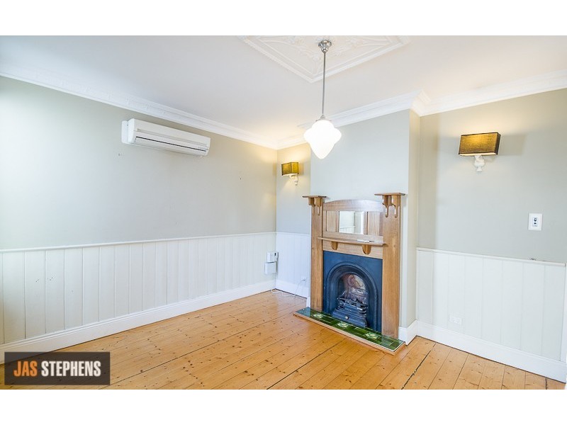 25 Thomson Street, Seddon VIC 3011