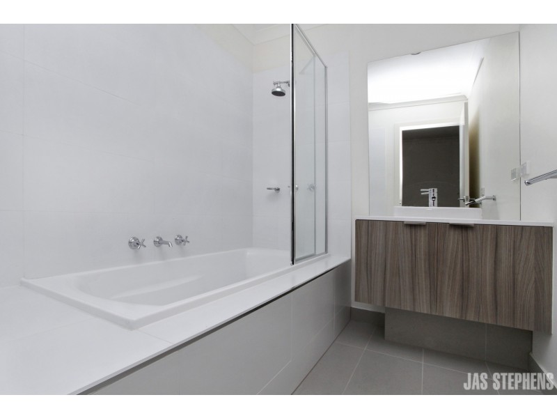 8 Highbury Street, West Footscray VIC 3012