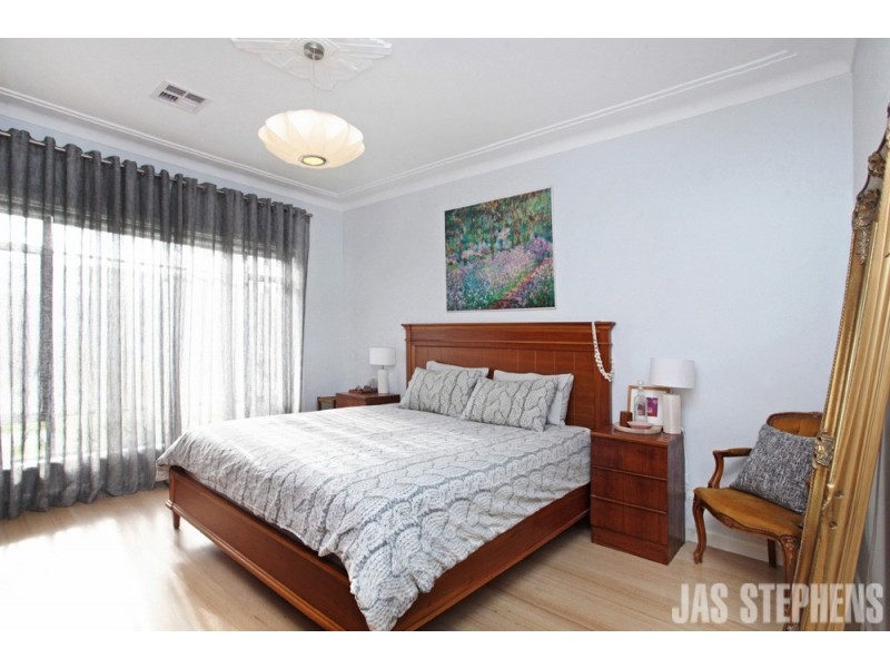 1 Stonemark Court, West Footscray VIC 3012
