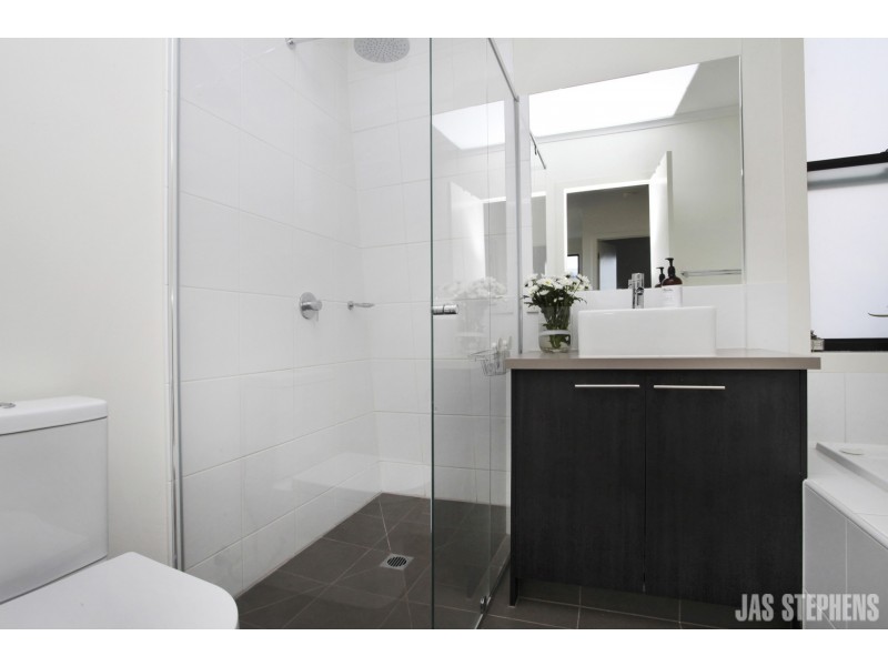 24 Hocking Street, Footscray VIC 3011