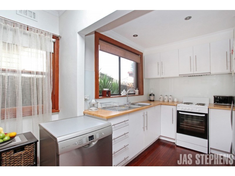 2 Eirene Street, Yarraville VIC 3013