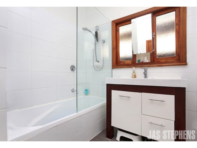 2 Eirene Street, Yarraville VIC 3013