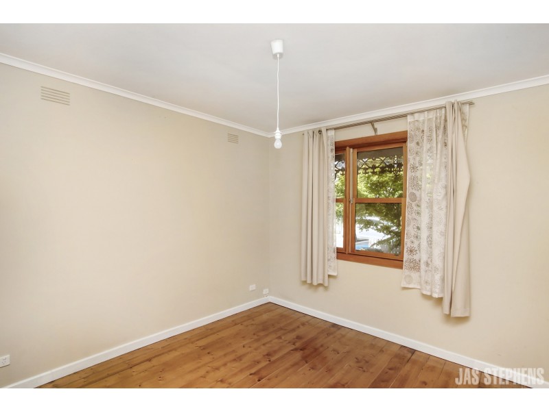 64 Hobbs Street, Seddon VIC 3011