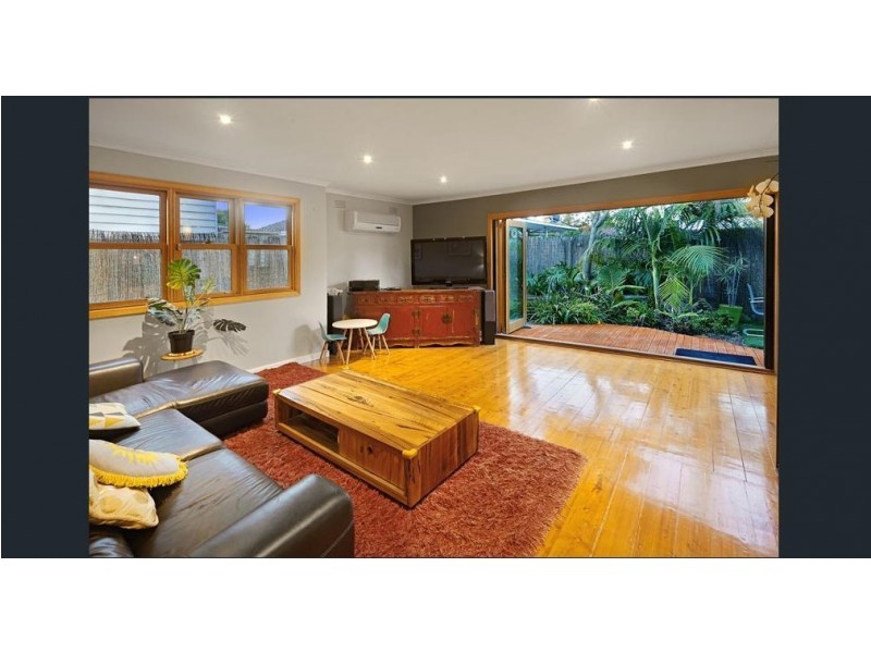 64 Hobbs Street, Seddon VIC 3011