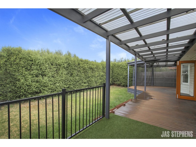 33 Napoleon Street, West Footscray VIC 3012