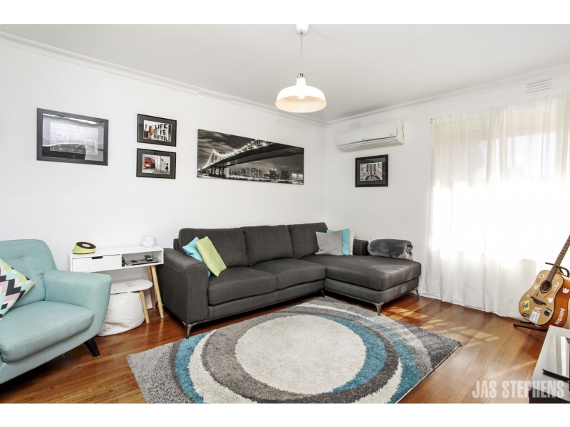 2/698 Barkly Street, West Footscray VIC 3012