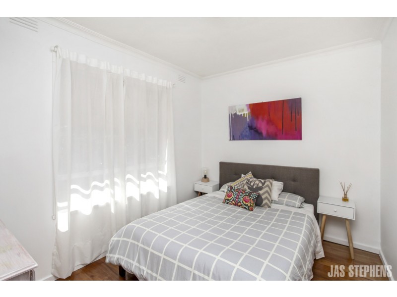 2/698 Barkly Street, West Footscray VIC 3012