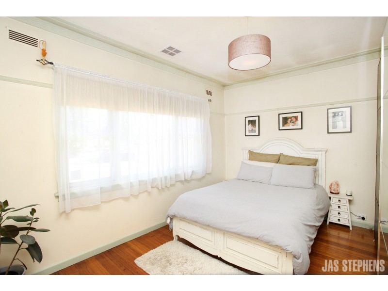 19 Angliss Street, Yarraville VIC 3013