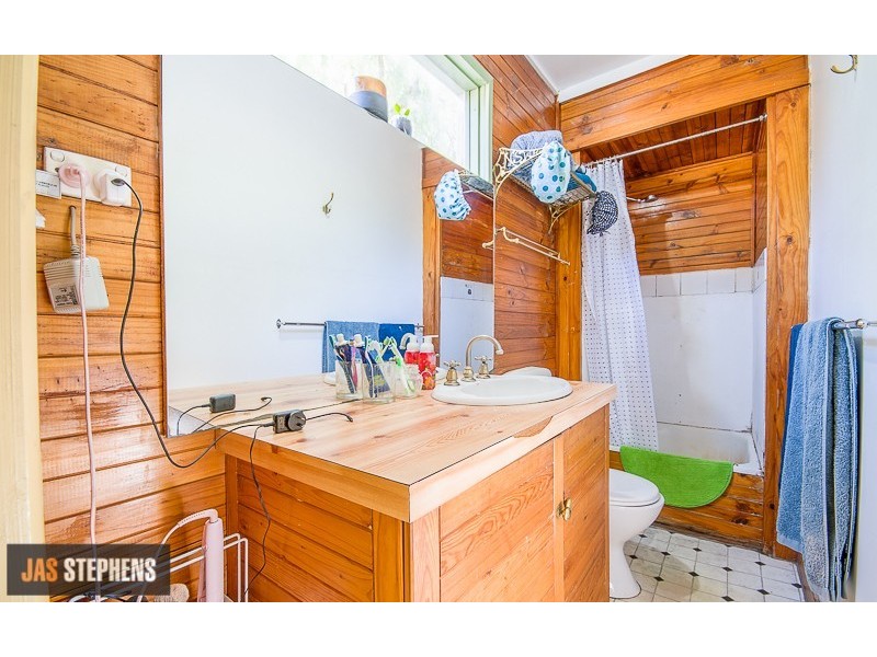 2 Tongue Street, Yarraville VIC 3013