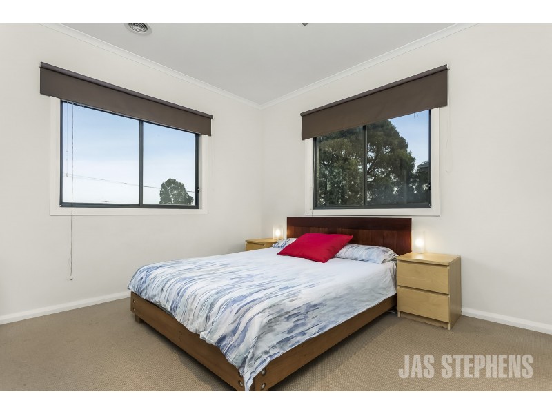 21/24 Dongola Road, West Footscray VIC 3012